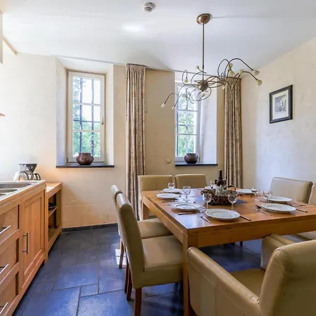 Cozy In A 16th Century Castle * Aywaille