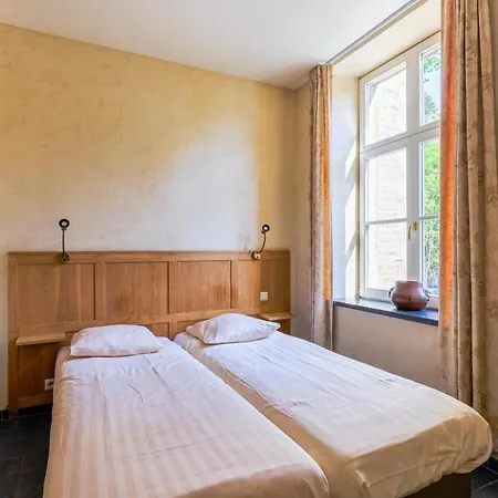 Cozy In A 16th Century Castle Aywaille