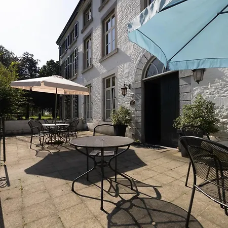 Holiday home Cozy In A 16th Century Castle Aywaille