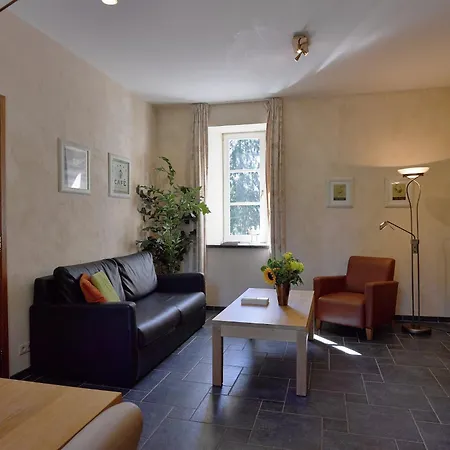 Cozy In A 16th Century Castle *