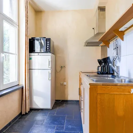 Cozy In A 16th Century Castle *